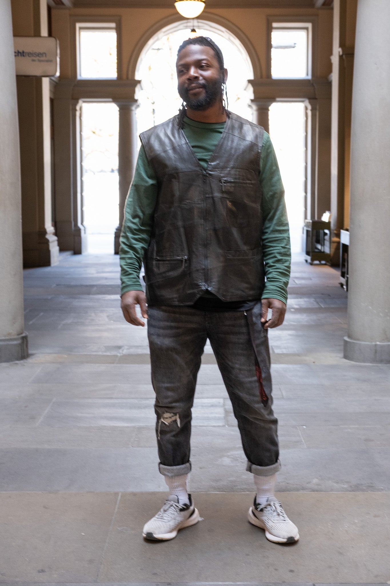 VINTAGE LEATHER VEST