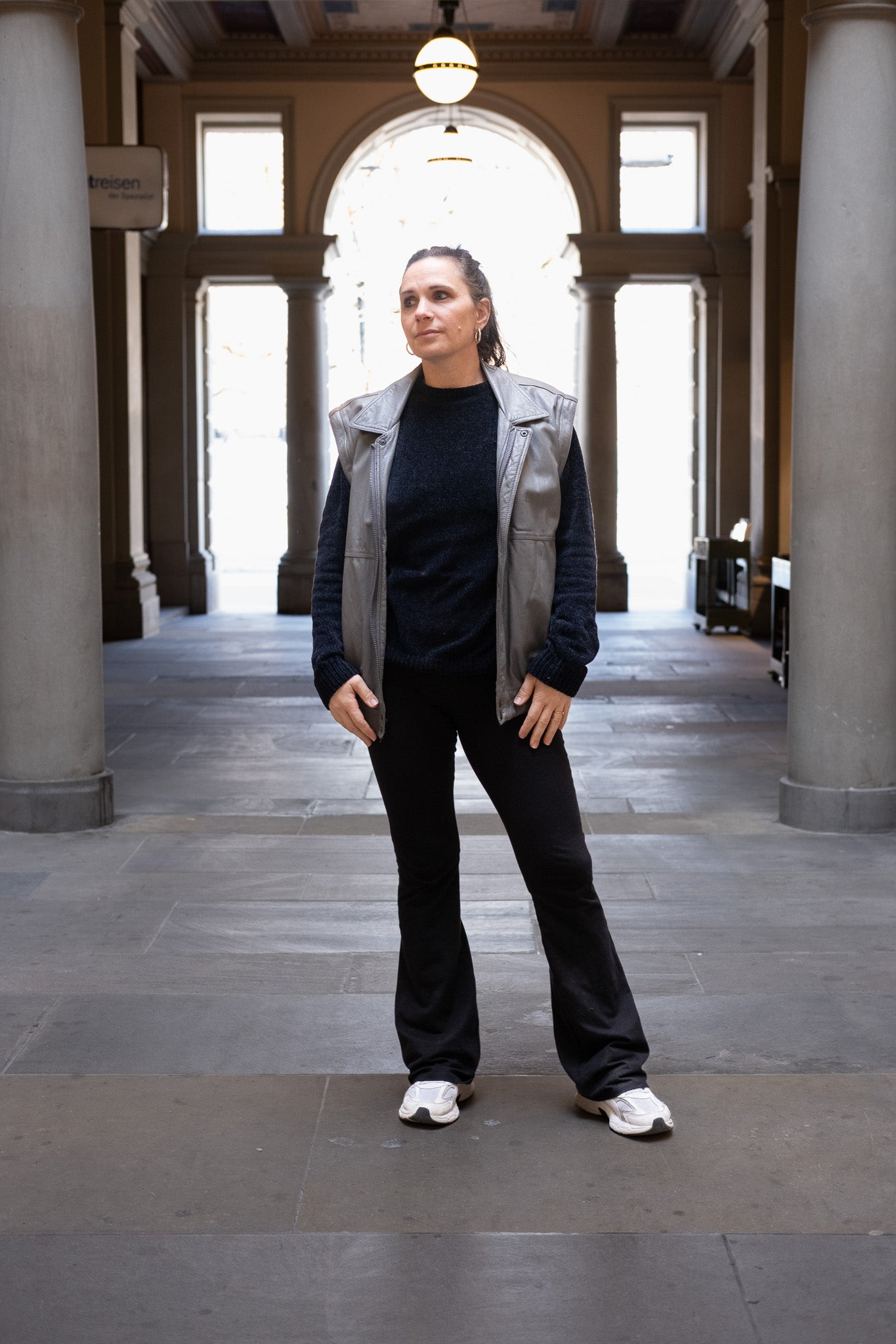 VINTAGE LEATHER JACKET IN RARE GREY COLOR